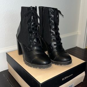 BCBG Pilas lace-up booties - Size 10M